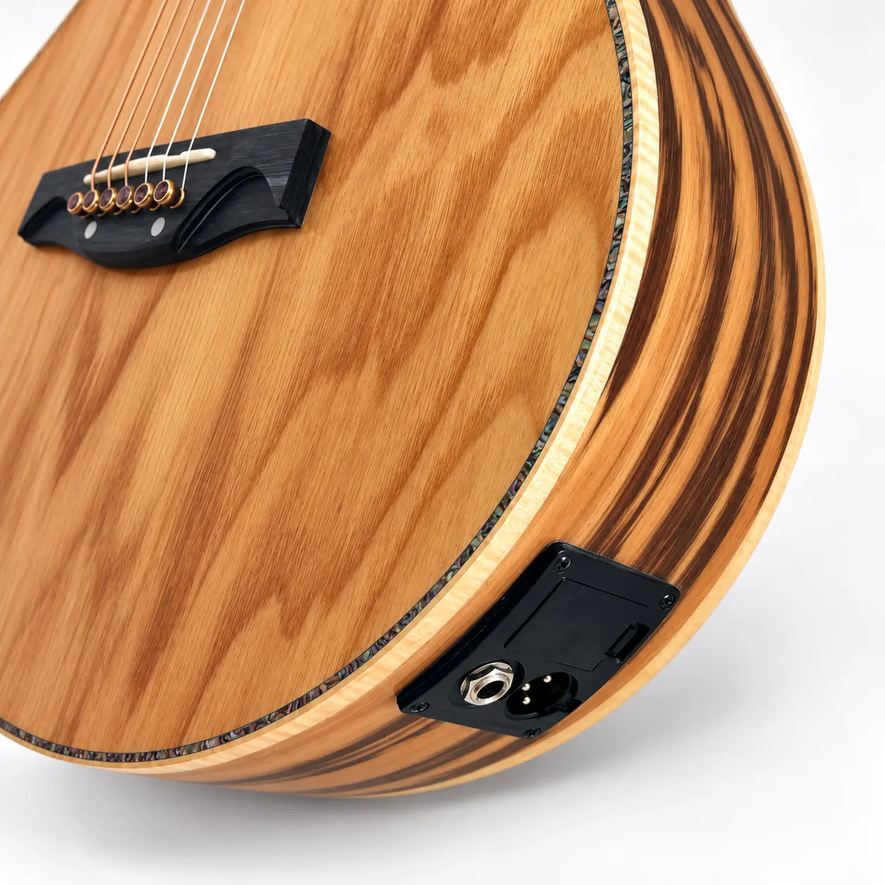W39 Lindo Earth V1 Electro Acoustic Guitar — Win The Exact Guitar Shown – gallery image 4
