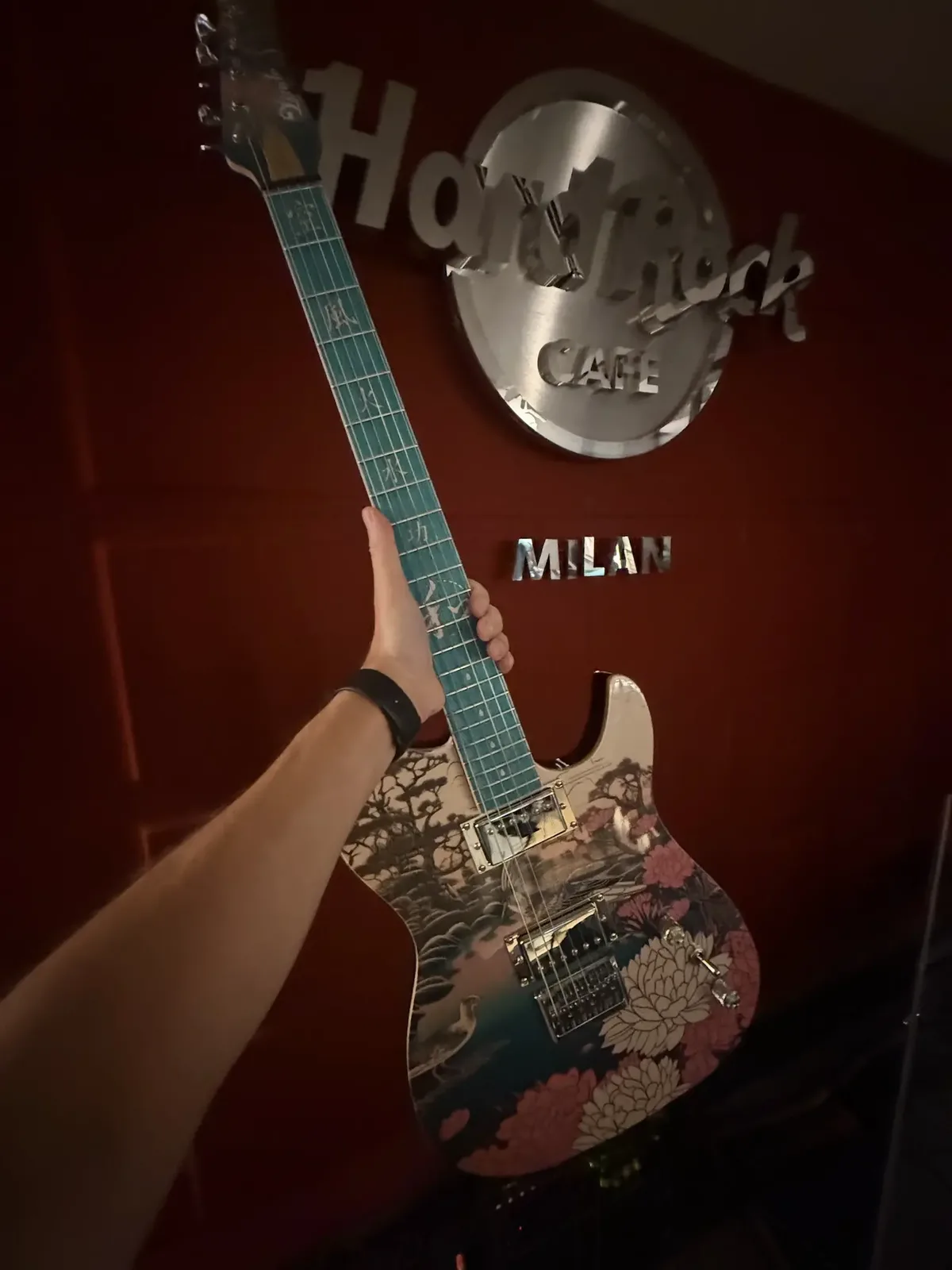 Winner photo for W37 Lindo Koya V2 Electric Guitar and Premium Hard Case