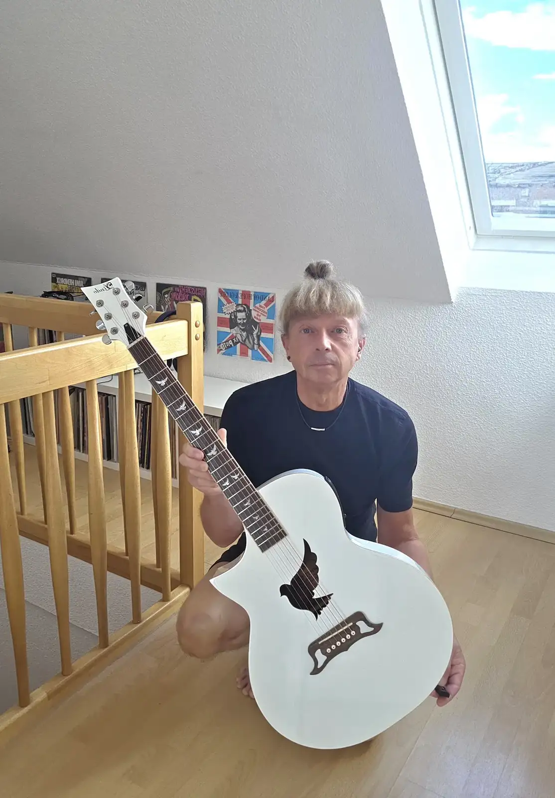 Winner photo for W38_1 - Lindo White Dove V3 Electro Acoustic Guitar & Premium Hard Case